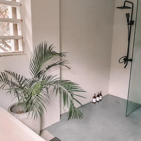 Seminyak Beach Tropical Hideaway Apartment Exterior photo