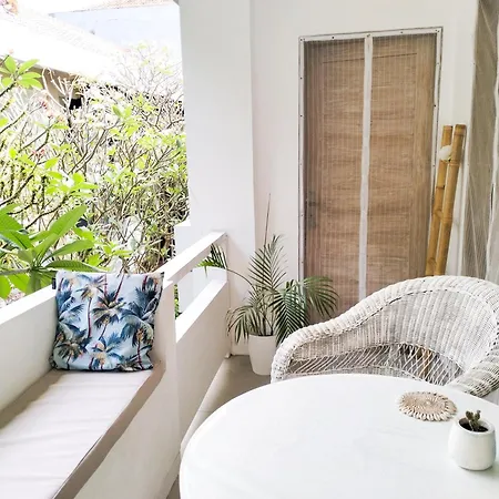 Seminyak Beach Tropical Hideaway Apartment Exterior photo