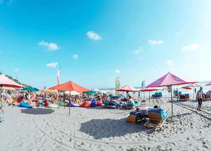 Seminyak Beach Tropical Hideaway Apartment