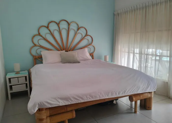 Seminyak Beach Tropical Hideaway Apartment